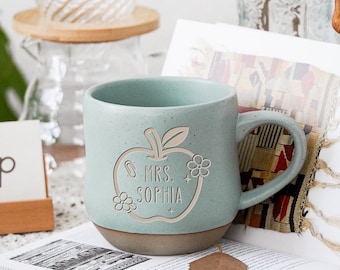 Custom Teacher Appreciation Mug, Personalized Apple Coffee Mug, Engraved Thank You Teacher Gift, End of School Year Teacher Present PD