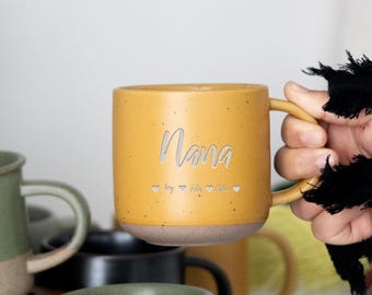 Custom Ceramic Coffee Mug,Personalized Mug for Mom Family Gift,Engraved Mothers Day Gift from Kids,Gift for Grandma Mug,Gifts for Her ZT