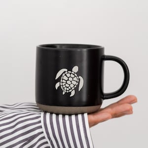 Sköldpaddsmugg Havssköldpadda Kaffemugg Pottermugg, Nautisk Mugg, Havssköldpadda Gåva, Graverade Presentidéer, Havsälskare Gåva, Havsälskare, Sköldpaddaälskare ZT