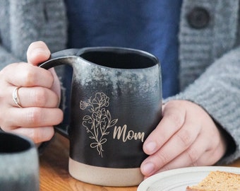 Custom Birth Flower Mug for Mothers Day Gifts, Personalized Large Pottery Mug, Mom Mug, Mom Gift for Mom, Engraved Birth flower  Coffee Mug