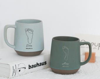 Custom Coffee Engraved Custom Baby Footprint Mug,Personalized Line Art Fathers Day Gift,New Parents Newborn Gift for Mom,Baby Shower Gift JD