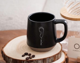 Custom Coffee Engraved Custom Baby Footprint Mug,Personalized Line Art Mothers Day Gift,Baby Shower Gift,New Parents Newborn Gift for Mom JD
