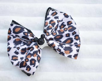 Animal Print hair bow-Animal kingdom-3 inch alligator clip-black glittery hair gem