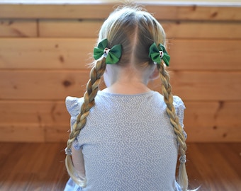 Mini hair bow-Ladybug Melon-green-pigtail bows