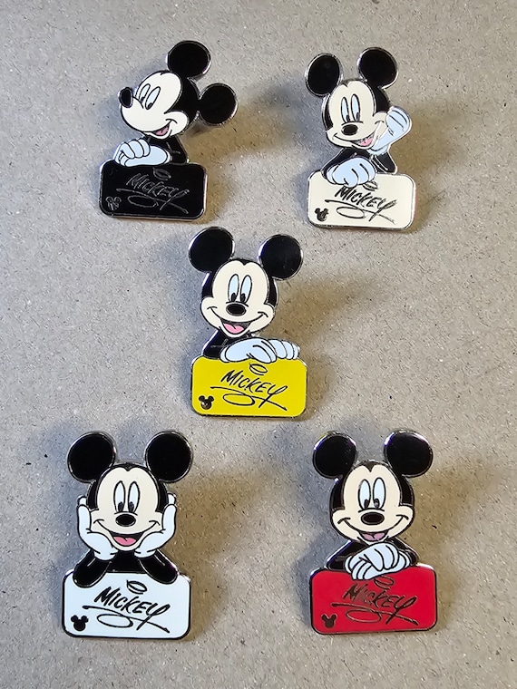 Hidden Mickey - Autographed Lanyard Pin Set