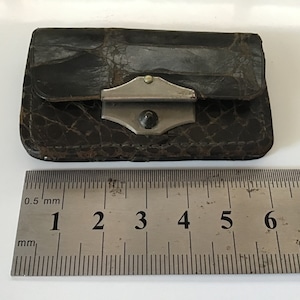 Small Leather Wallet/Coin holder.