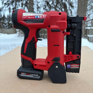 NAILSWAP Ersatz Nagelhalter für Milwaukee M12 23 Ga. Stift Nagler Bild 7