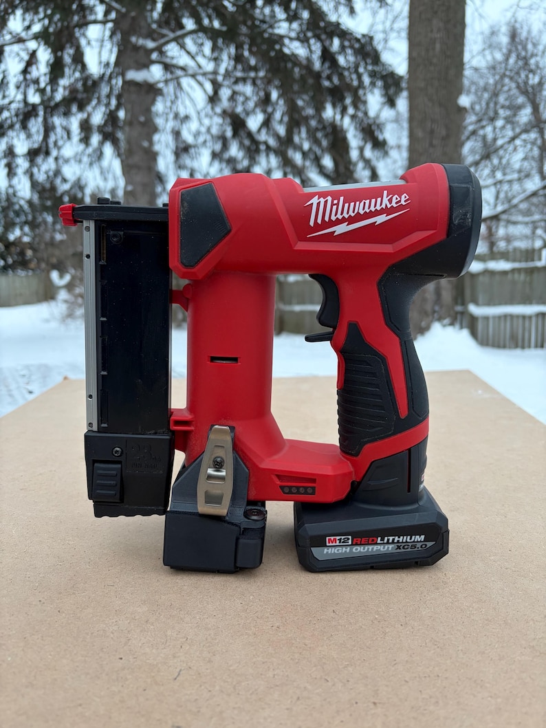 NAILSWAP Ersatz Nagelhalter für Milwaukee M12 23 Ga. Stift Nagler Bild 5