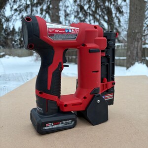 NAILSWAP Ersatz Nagelhalter für Milwaukee M12 23 Ga. Stift Nagler Bild 9