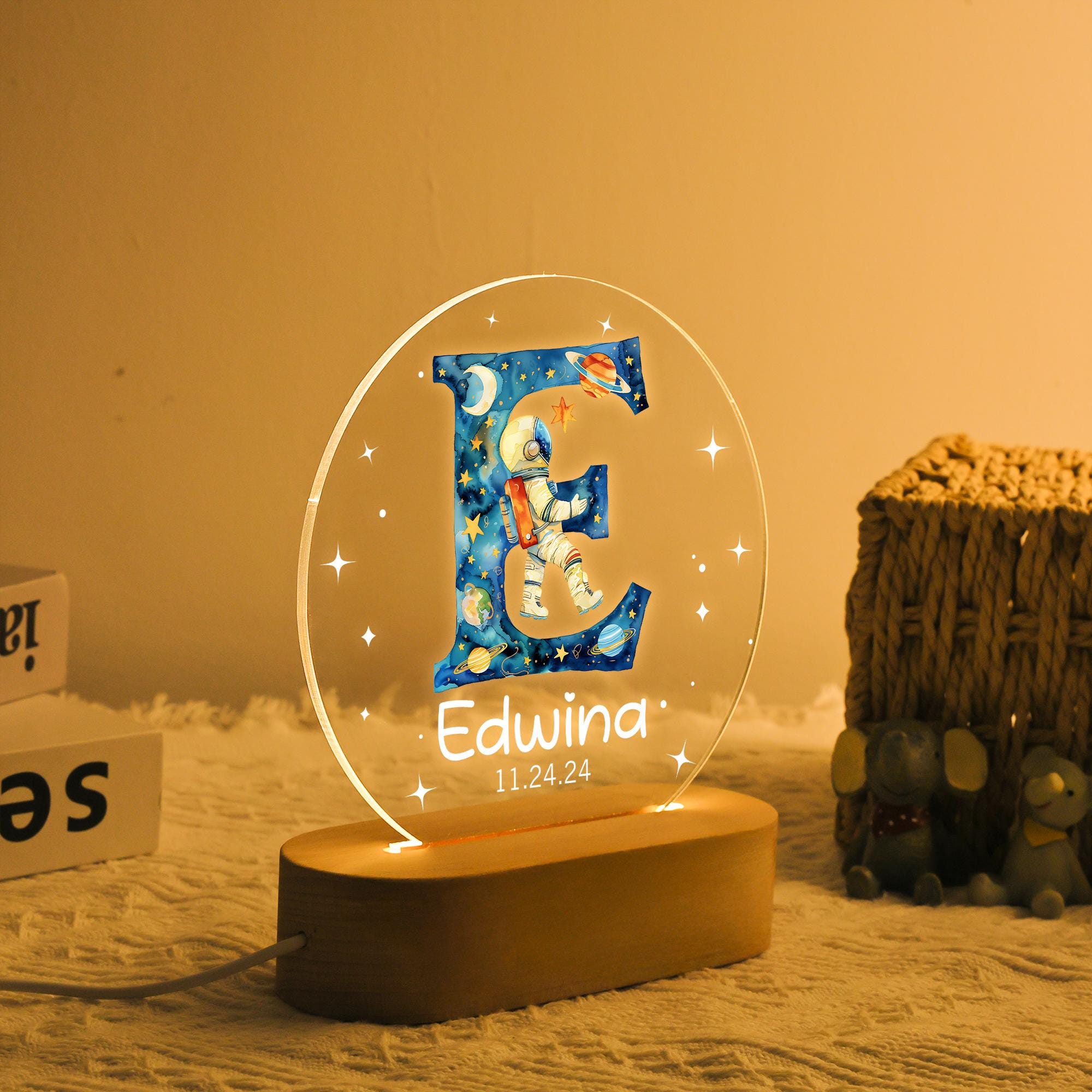 Personalized Children's Night Light, Astronaut Initial with Name/ Date Lamp, Christmas Gift, Baby Bedside Lamp, Nursery Decor, Table Light