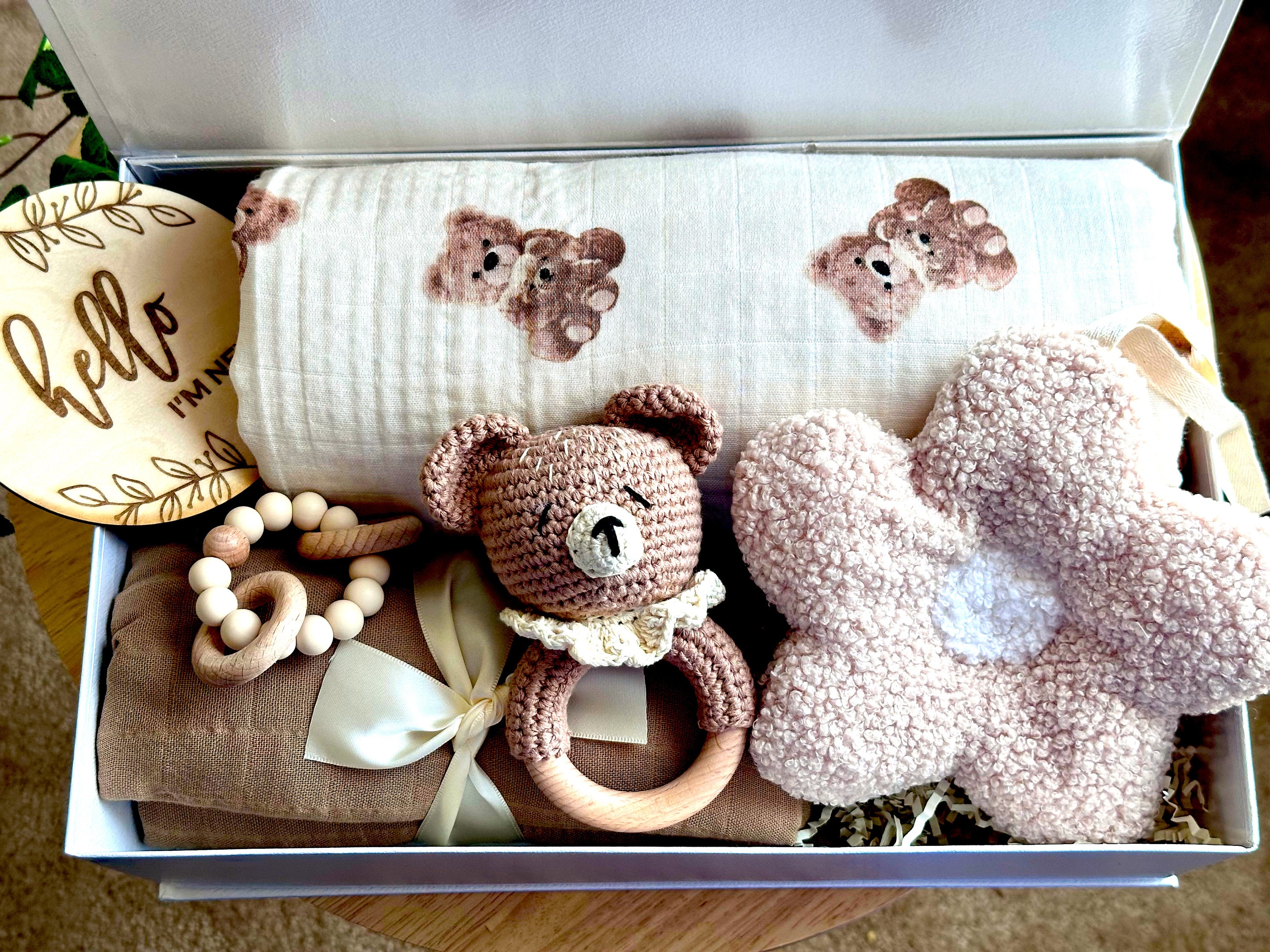 Baby Blanket Colors Bears Gift Set