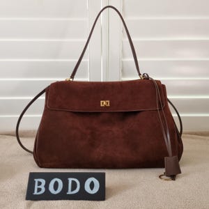 Harper (Suede leather) - Große Wildleder-Umhängetasche mit Schloss-Verschluss - Lässige Pendler-Einkaufstasche