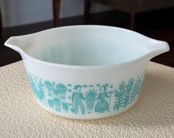 Vintage Pyrex Butterprint Cinderella Bowl Turquoise | Amish Farm Pattern Mixing Bowl | Retro Farmhouse Kitchen Deco