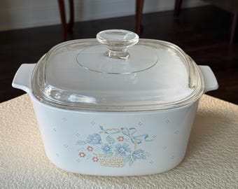 Vintage CorningWare Country Cornflower Casserole Dish with Glass Lid 3 Liter A-3-B | Blue Basket Bakeware | Cottage Kitchen Decor