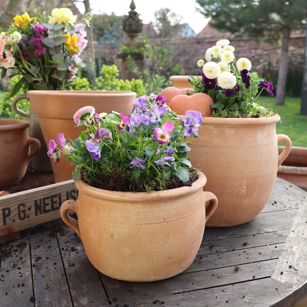 Pot de fleurs avec poignées en céramique - résistant au gel et fabriqué à la main de 15 et 24 cm de haut