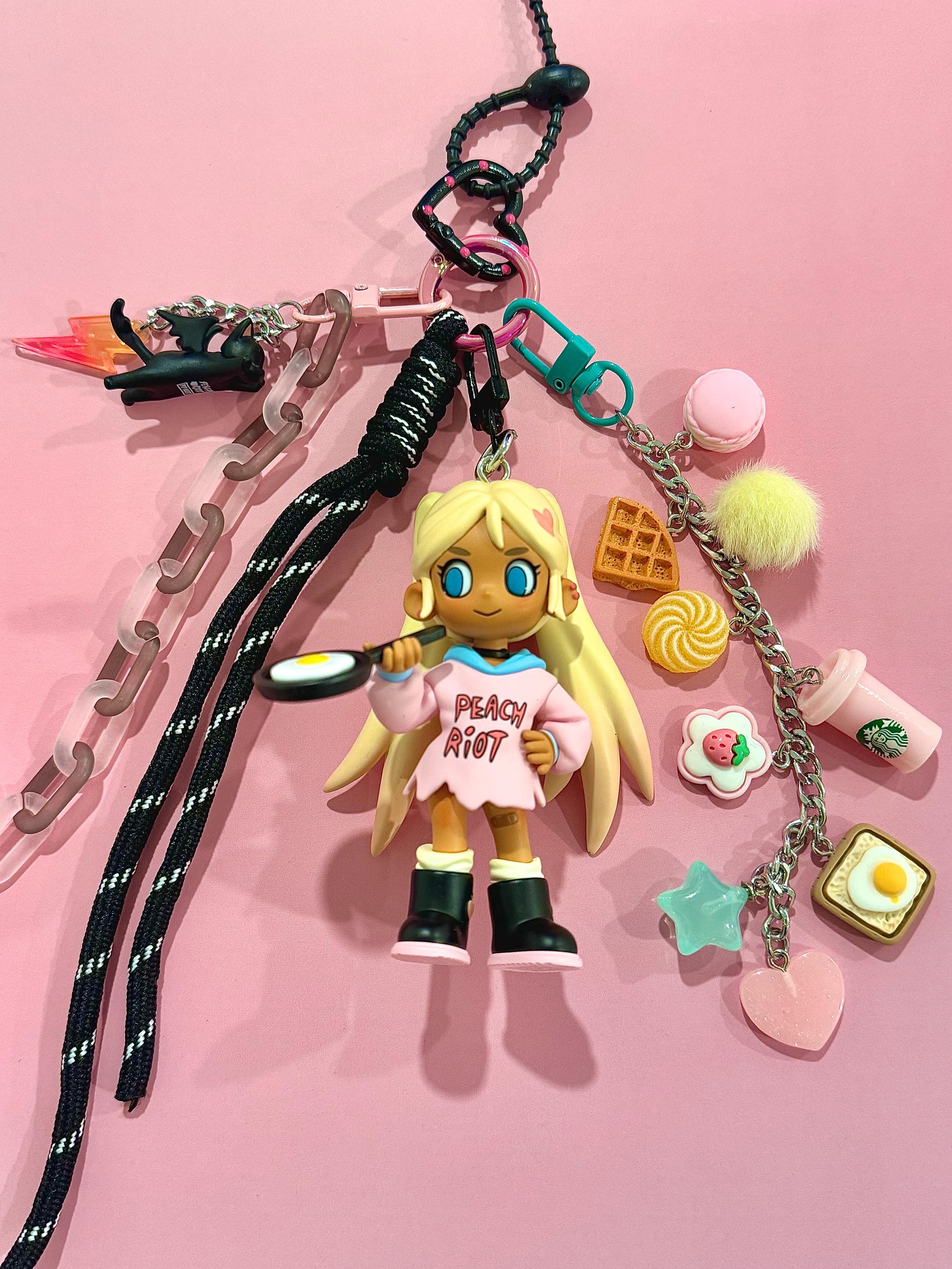 Peach riot keychain - Etsy 日本
