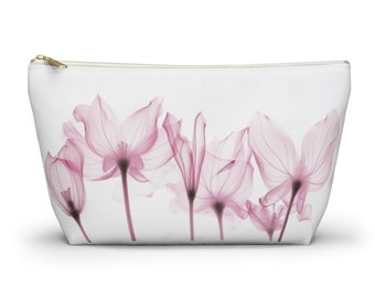 VS, EU. Accessoire tas. Doorschijnende roze bloemen