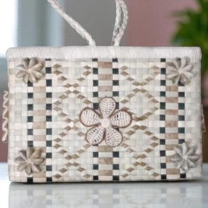 2025 handwoven women&#39;s tote handbags