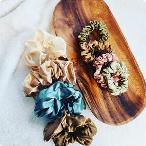 Neutral shades scrunchie set, minimalist skinny/medium satin scrunchies, scrunchie bundle
