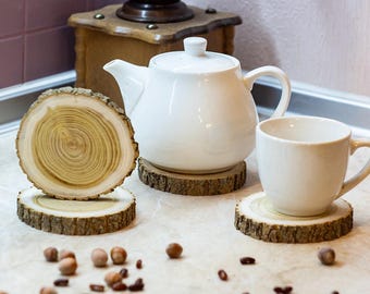 Juego de posavasos de boda personalizado, rodajas de madera, decoración rústica para mesa de cocina.