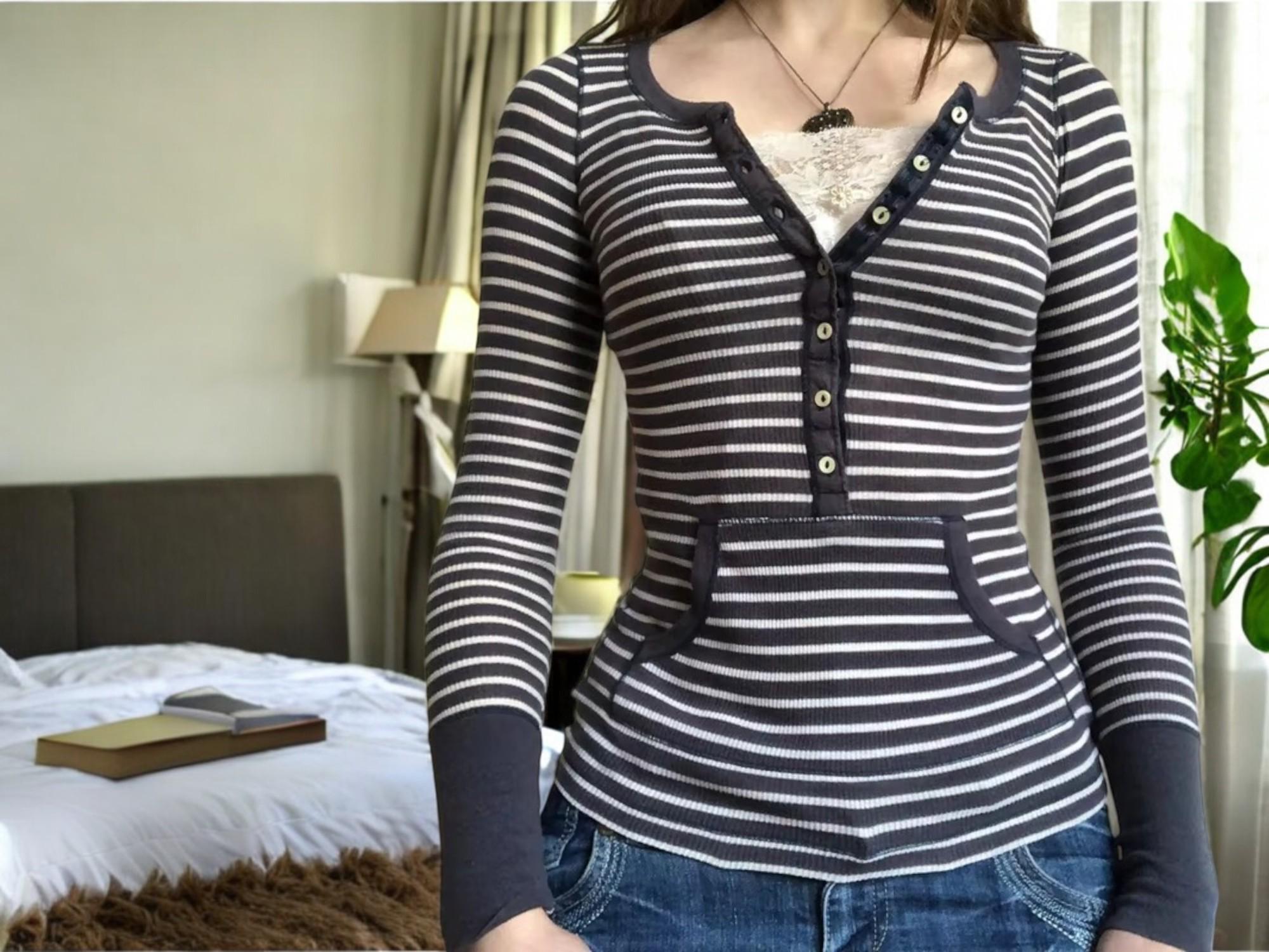 Striped Neck 3/4 Sleeve Henley Top