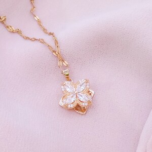 Blossoming Charm Pendant Necklace | Minimalist Necklace | Dainty Necklace | Layered Necklace | Mom Gift for Her