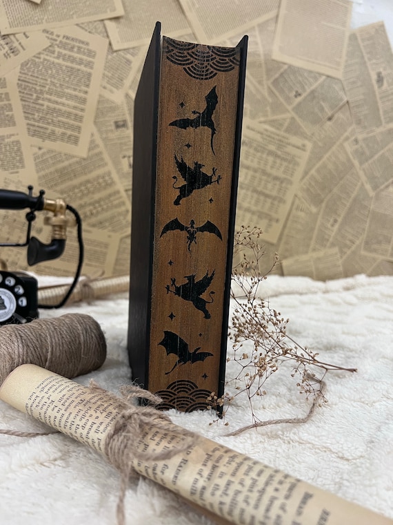 Iron Flame | Rebecca Yarros | Custom | Stenciled Edges Sprayed Edges | Bookish Stickers and Bookmark included |