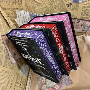 Impotente o spericolato o impavido / Lauren Roberts / Personalizzato / Bordi stencilati Bordi spruzzati / Adesivi libreschi e segnalibro inclusi /