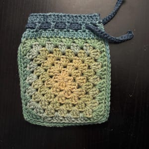 Sutherland Ombré Crochet Drawstring Pouch | Crystal Trinket Charm Bag