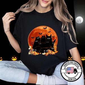 Spooky Halloween Cat Shirt, Cute Halloween Shirt for Women, Black Cats & Full Moon Tee, Perfect for Halloween Lovers, Fall Outfit
