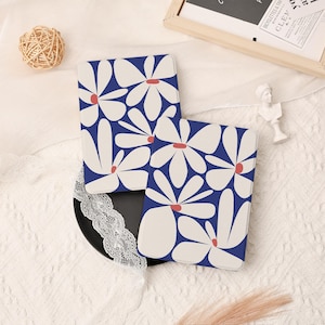 White Flowers Blue Kindle Paperwhite Case,Custom Kindle Paperwhite Kobo Cover Paperwhite 6.8&quot; Kindle 6&quot; 10th 11th Generation Case Cover
