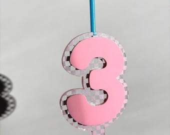 Decoración de edad para tartas con portavelas de acrílico - Ideal para cumpleaños.