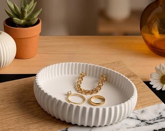 3D Oval Pleated Trinket Dish, Modern Minimalist Catchall Tray (Digital Download)