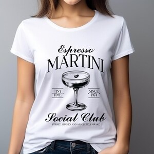 Chemise Martini expresso, cadeau amateur de Martini, chemise EVJF, chemise Martini, t-shirt Tini Time, cadeau pour elle, fête martini expresso
