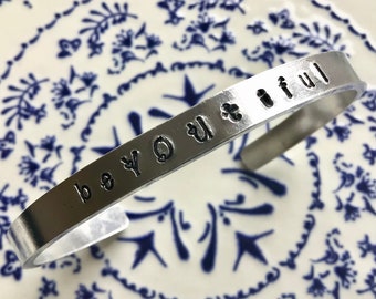 Bracelet manchette en aluminium beYOUtiful, bracelet manchette en aluminium Empowerment, bracelet jonc réglable en aluminium