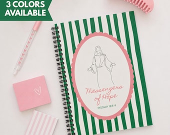 Cuaderno ligero con renglones, encuadernación en espiral, ideal para campamentos de niñas o como regalo de cumpleaños.