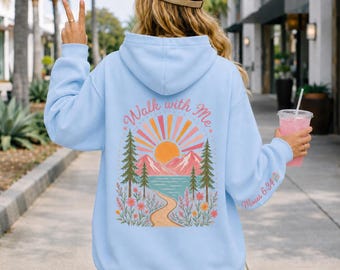 Sudadera con capucha "Walk with Me" con temática juvenil SUD 2026, ideal para niñas, campamentos y mujeres jóvenes. Regalo inspirador para adolescentes. Prendas de vestir inspiradas en la fe.