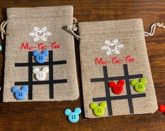 Disney Cruise Game Mic Tac Toe Merry Time | Fish Extender/Pixie Dust gift, multicolored