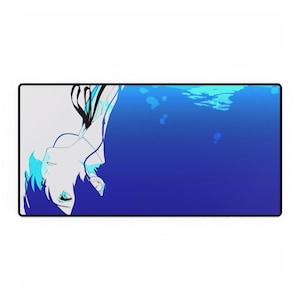 Pode incluir: Uma ilustração azul e branca de uma pessoa com fones de ouvido flutuando na água. O cabelo da pessoa é azul e ela está vestindo uma camisa branca. O fundo é um degradê azul.