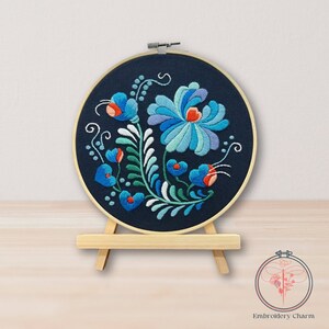 Botanical Floral Embroidery Kit, Beginners Hand Vintage Girl Cross Stitch, Easy Art Hoop Kit, Diy Starter Craft Kit For Adults