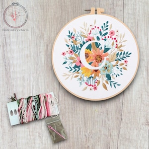 Kit de bordado floral moderno con la letra C, punto de cruz vintage para principiantes, kit de bastidor de arte fácil, kit de manualidades para principiantes para adultos