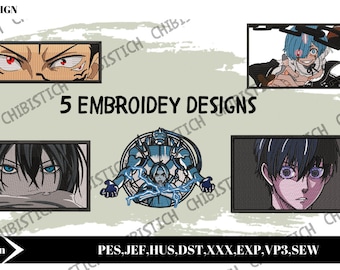 Può includere: Cinque disegni di ricamo con personaggi anime. I disegni includono un primo piano del viso di un personaggio con occhi rossi, un personaggio con capelli blu, un personaggio con capelli neri e due personaggi con capelli neri e occhi rossi. Il testo "5 EMBROIDEY DESIGNS" è al centro dell'immagine. Il testo "PES, JEF, HUS, DST, XXX, EXP, VP3, SEW" è nella parte inferiore dell'immagine.