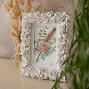 The card can be framed, making it a wonderful interior decoration piece that will beautify your home.