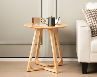 modern wooden coffee table| side table for room decor| stylish wooden bedside table| wooden sofa side table| small round wood coffee table