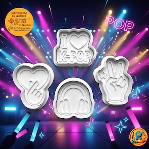 Könnte beinhalten: Weiße Ausstecher in Form eines Herzens, Kopfhörern, einer Hand, die ein Friedenszeichen macht, und dem Text "I Love K-POP". Das Wort "POP" ist in Neonrosa gehalten. Der Hintergrund ist eine Konzertbühne mit bunten Lichtern.