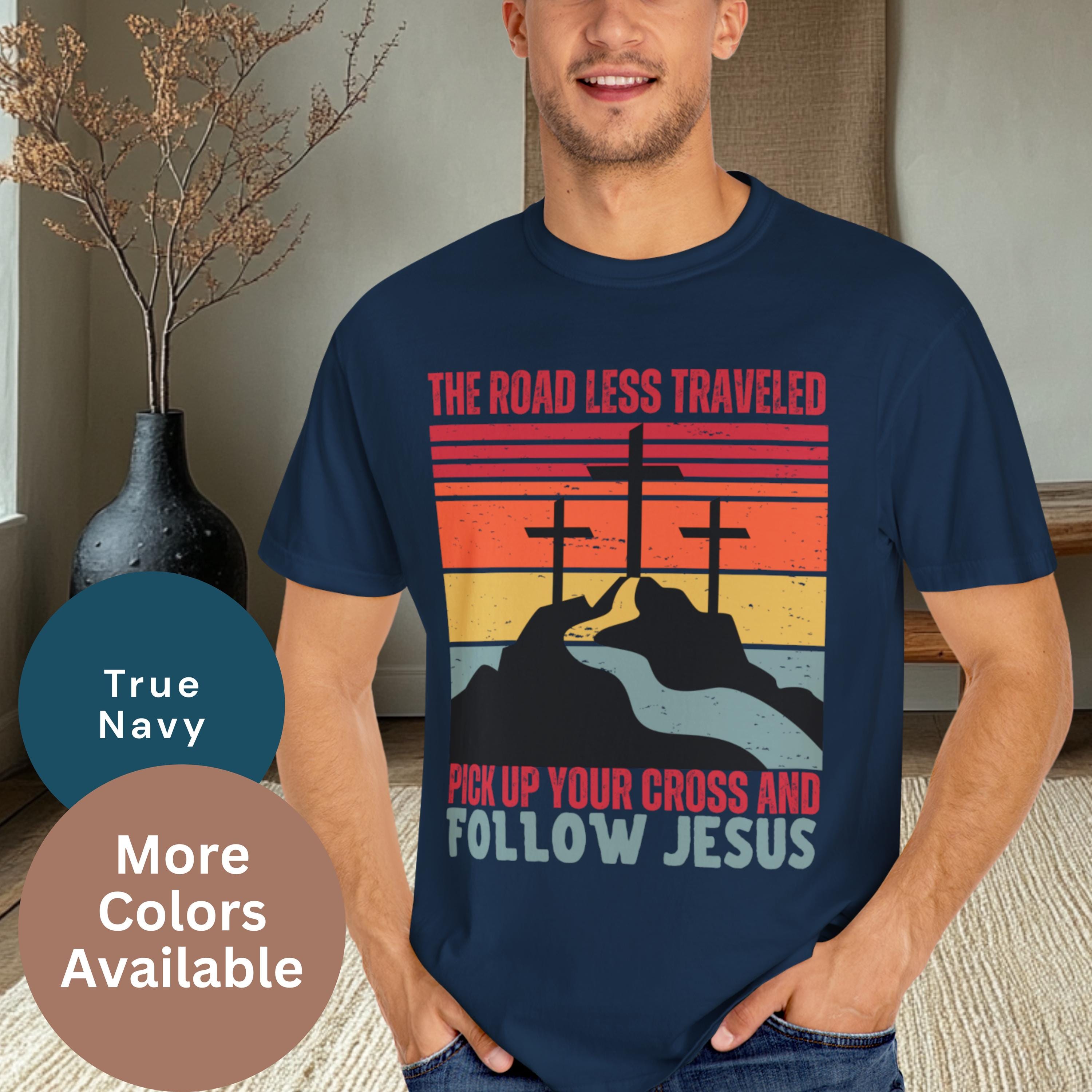 The Road Less Traveled」Tシャツ、イースターギフト、ダメージ加工