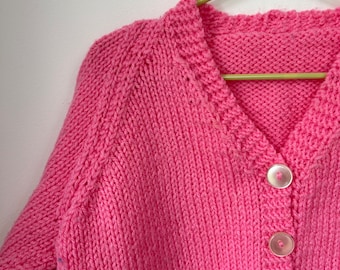Tejido rosa hecho a mano de 12 a 18 meses para un diseño personalizado