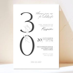 Bearbeitbare Herren Gender Neutral 30. Geburtstag Party Einladung Vorlage Mobile Minimalist Dreißig Geburtstag einladen Silber Schwarz Printable