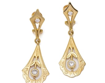 Vintage Style Earrings in Yellow Gold