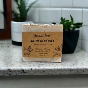 Exfoliating, Oatmeal Honey Handcrafted Bar Soap| Skin Softening, Gentle Exfoliation, Moisturizing, Organic Honey